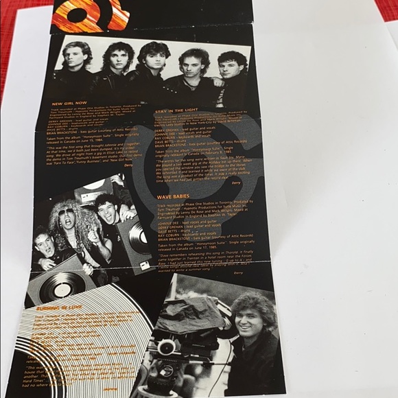 Honeymoon Suite - the singles - Picture 4 of 5